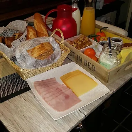 بيت ضيافة Adonis